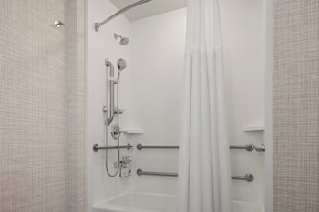Suite, 1 Bedroom, Accessible Bathtub, Non Smoking (Communications, Accessible Tub)