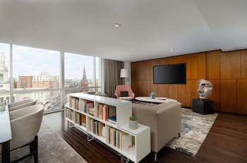GIA Suite