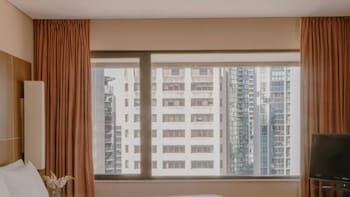 Classic Double Room, 2 Double Beds (High Floor)