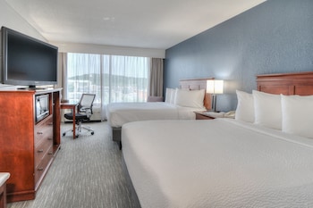 Standard Room, 2 Queen Beds, Non Smoking