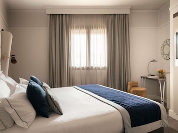 Superior Room, 1 Queen Bed