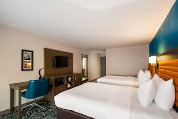 Standard Room, 2 Queen Beds, Non Smoking