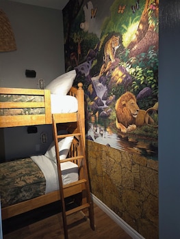 Studio Suite, Multiple Beds, Non Smoking (Jungle Theme)