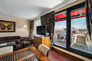 Executive Suite