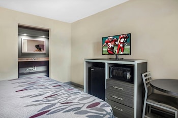 Deluxe Room, 1 King Bed, Smoking