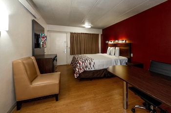 Superior Room, 1 King Bed, Smoking