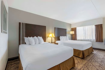 Standard Room, 2 Queen Beds, Non Smoking