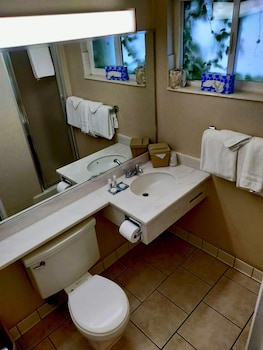 Deluxe Room, 1 King Bed