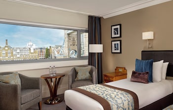 Standard Twin Room, with Bridge View