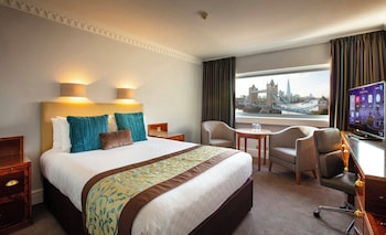 Standard Double Room, with Bridge View