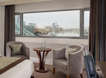 Standard Double Room, with Bridge View