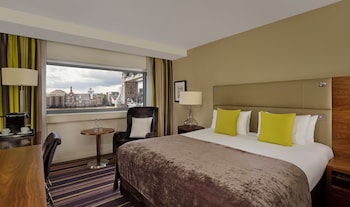 Deluxe Double Room, with Bridge View
