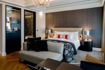 Family Room, 3 Bedrooms