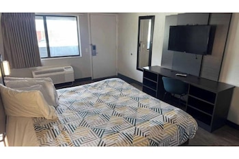 Standard Room, 1 King Bed, Non Smoking