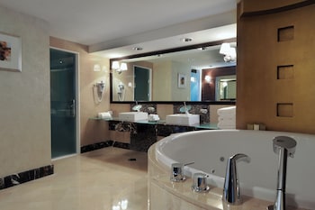 Royal Suite, 1 Twin Bed, Smoking (Royal)