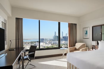 Suite, 1 Bedroom, Garden View