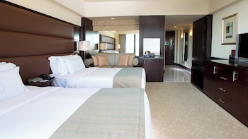 Classic Room, 2 Twin Beds, Smoking, Garden View