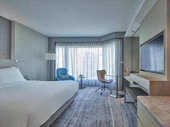 Elite City View Room with Club Lounge Access