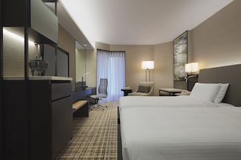 Residence Club Deluxe Room with Club Lounge Access