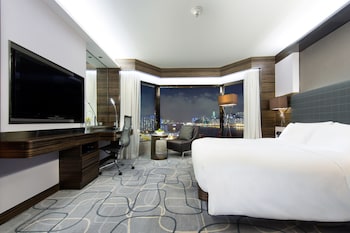 Residence Club Harbour View Room with Club Lounge Access
