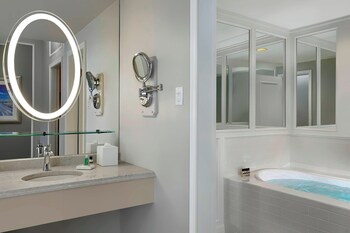 Suite, 1 Bedroom, Jetted Tub