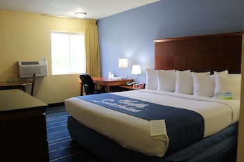 Studio Suite, 1 King Bed, Non Smoking