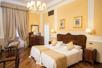 Deluxe Double or Twin Room