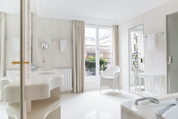 Corner Junior Suite