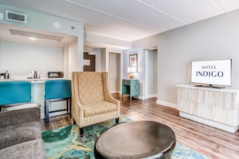 Suite, 1 King Bed