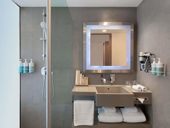 Premier Room, 1 King Bed, Club Lounge Access