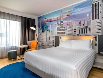 Deluxe Room, 1 Queen Bed