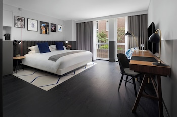 Premium Room, 1 King Bed, Accessible