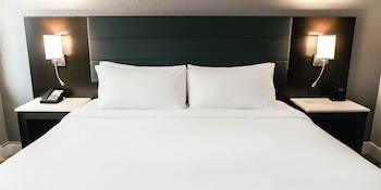 Standard Room, 1 Queen Bed with Sofa bed