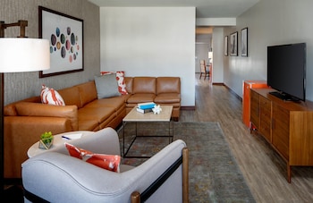 Suite, 1 Bedroom, Poolside