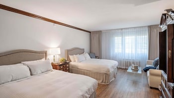 Luxury Triple Room