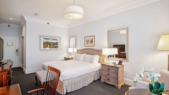 Luxury Room, 1 King Bed