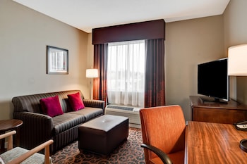 Suite, 2 Queen Beds, Accessible, Non Smoking (Hearing Impaired)