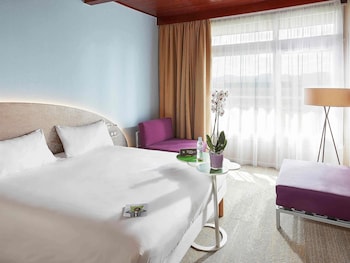 Standard Suite, Multiple Beds