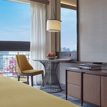 Grand Deluxe With Balcony King