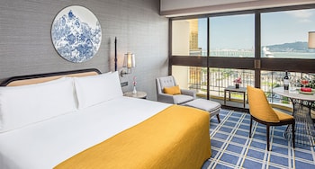 Grand Deluxe With Balcony King