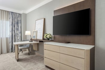 Superior Room, 1 King Bed