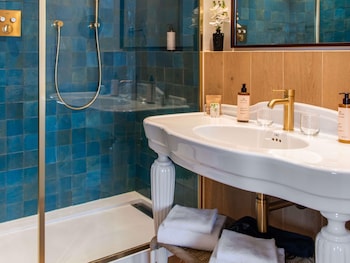 Junior Suite, 1 King Bed