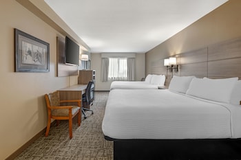 Standard Room, Multiple Beds, Non Smoking, Refrigerator & Microwave