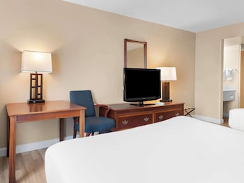 Standard Room, 2 Queen Beds, Non Smoking, Refrigerator & Microwave