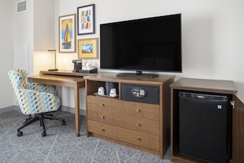 Room, 2 Queen Beds, Harbor View