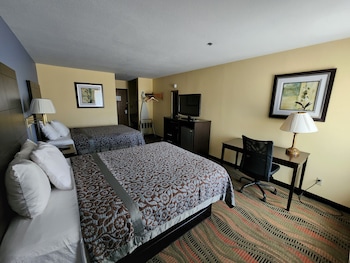 Standard Room, 2 Queen Beds, Non Smoking