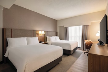 Standard Room, 2 Queen Beds, Balcony