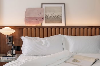 Room, Multiple Beds