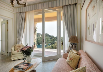 Suite (Prestige)