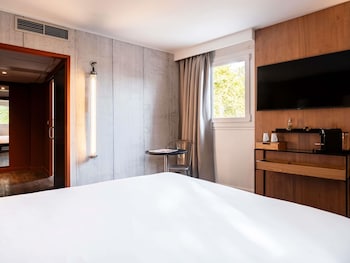 Superior Room, 1 Double Bed, Mobility Accessible